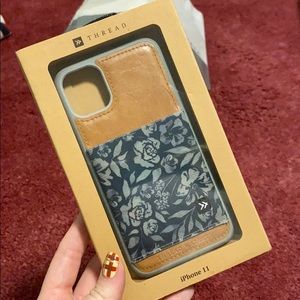 Thread Wallets iPhone 11 Pocket Case